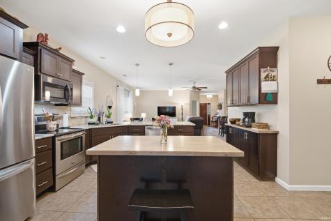 2481 Mondavi Boulevard Lafayette IN 47909
