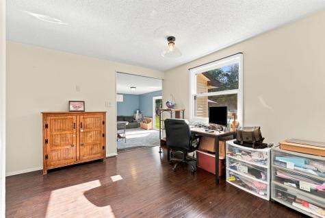 2002 Dominion Drive Fort Wayne IN 46815