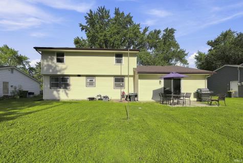 2002 Dominion Drive Fort Wayne IN 46815