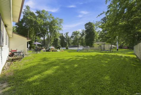 2002 Dominion Drive Fort Wayne IN 46815