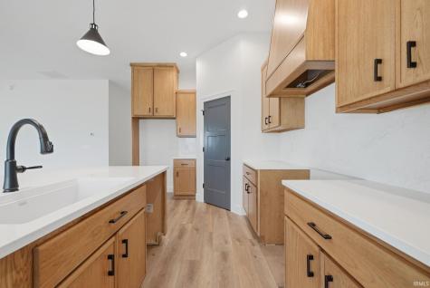 17675 Seahawk Lane Huntertown IN 46748