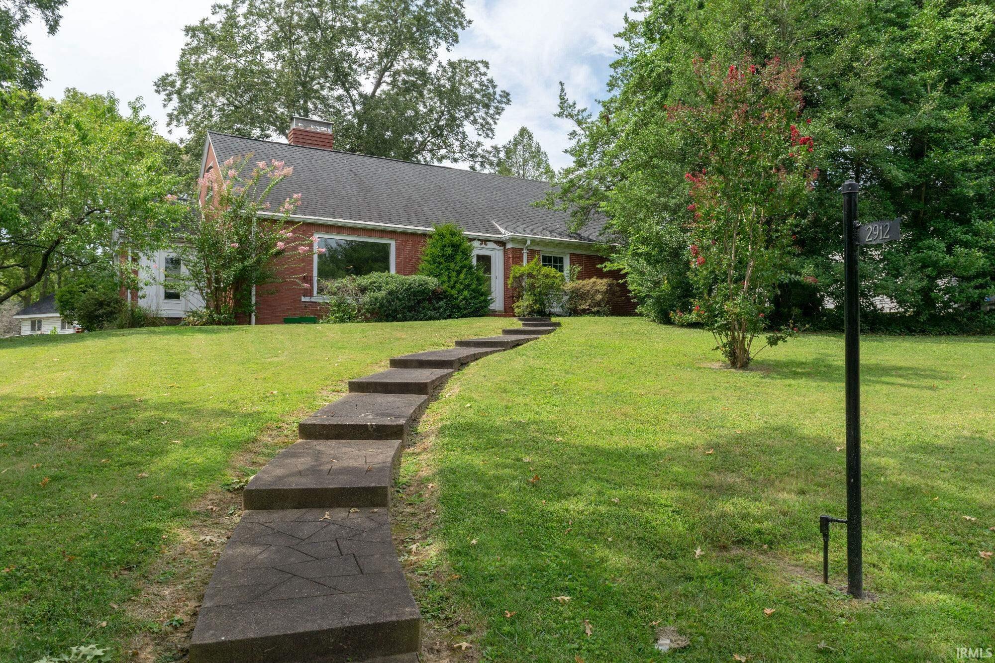 2912 W Maryland Street Evansville IN 47720