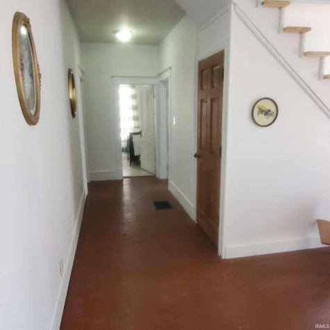 227 S 7th Street Vincennes IN 47591