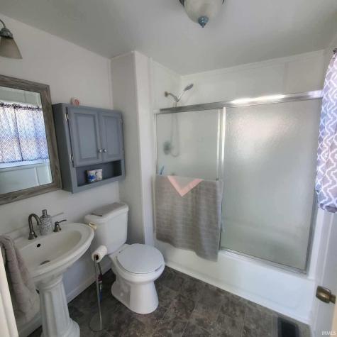 227 S 7th Street Vincennes IN 47591