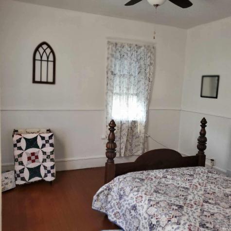 227 S 7th Street Vincennes IN 47591
