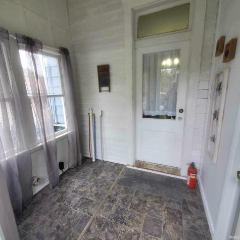 227 S 7th Street Vincennes IN 47591