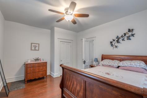 227 S 7th Street Vincennes IN 47591