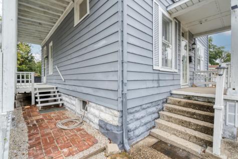 227 S 7th Street Vincennes IN 47591