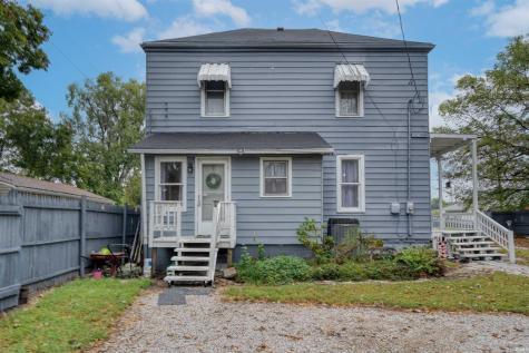 227 S 7th Street Vincennes IN 47591