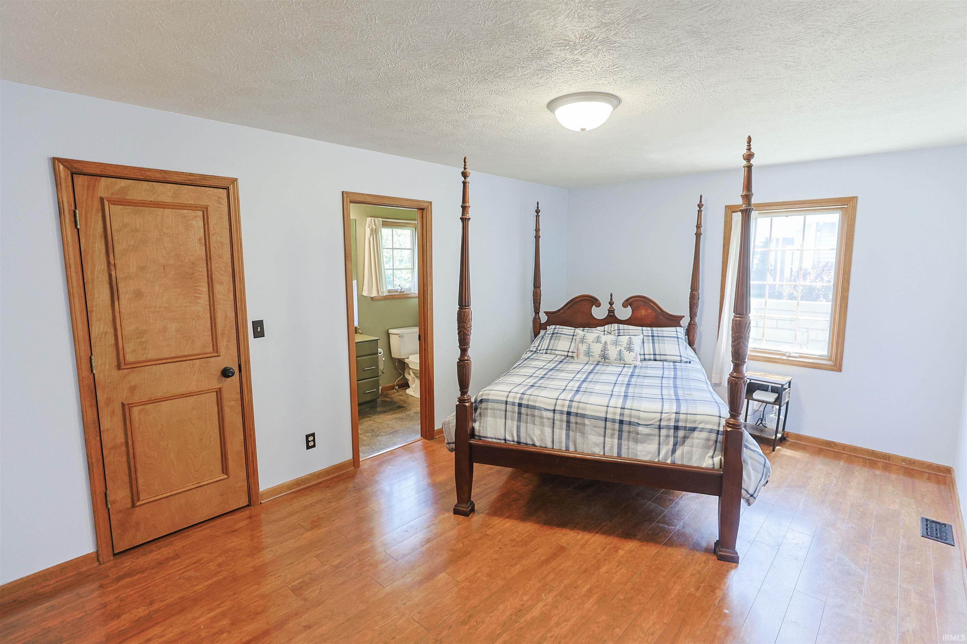 50820 Stonebridge Drive Granger IN 46530