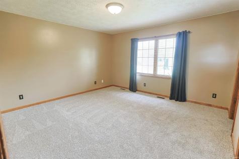 50820 Stonebridge Drive Granger IN 46530