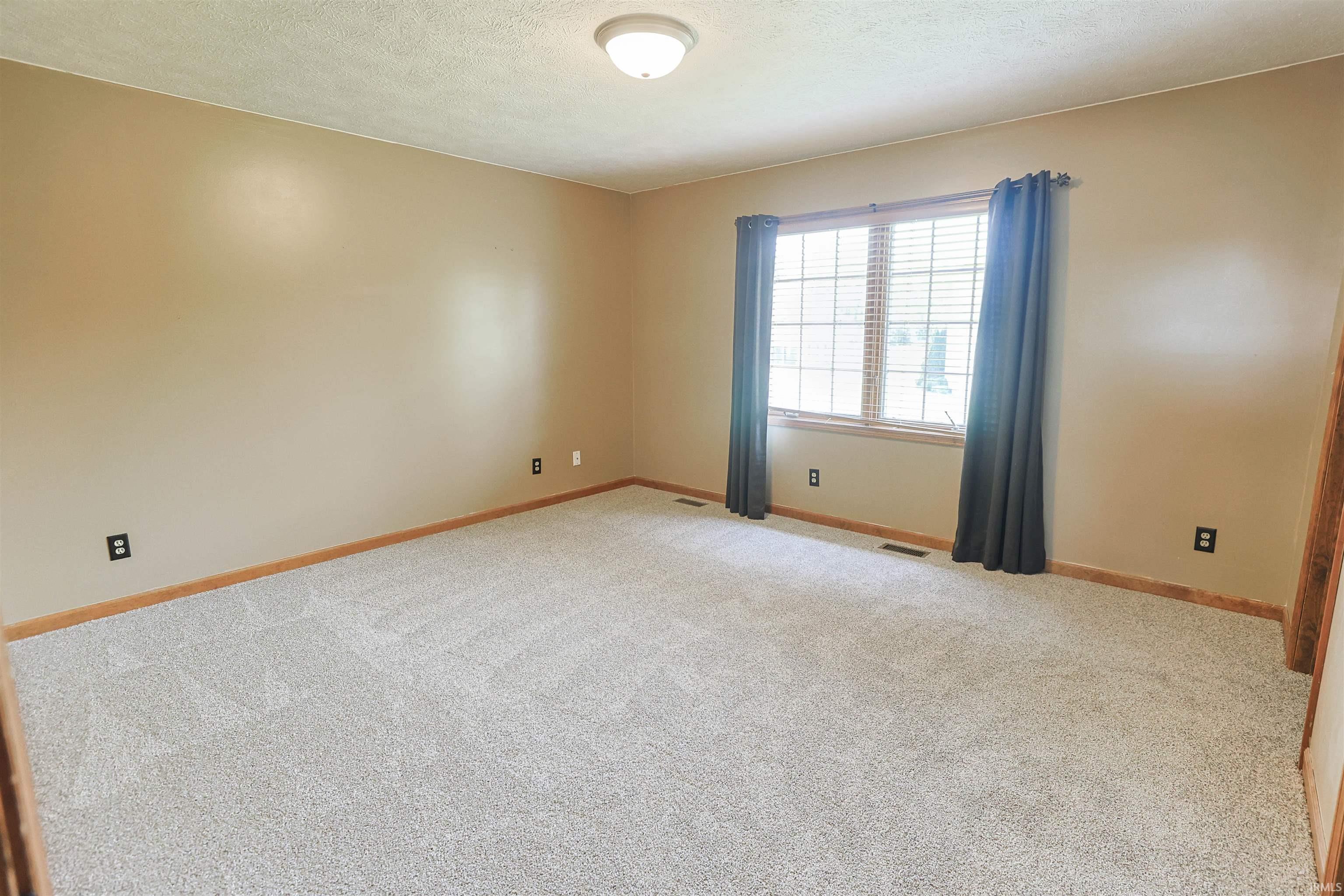 50820 Stonebridge Drive Granger IN 46530