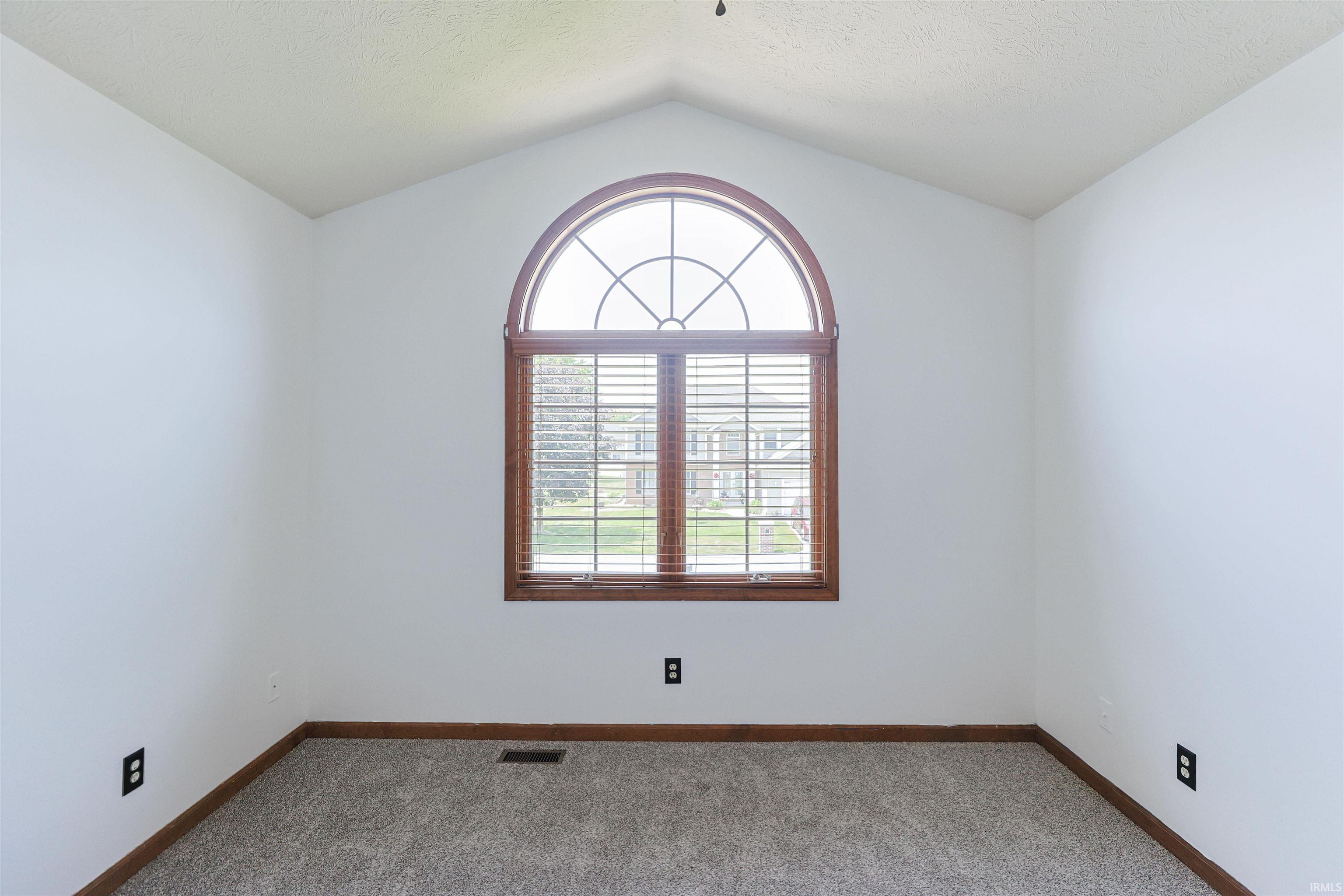 50820 Stonebridge Drive Granger IN 46530