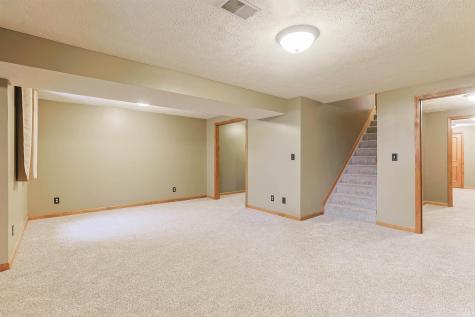50820 Stonebridge Drive Granger IN 46530