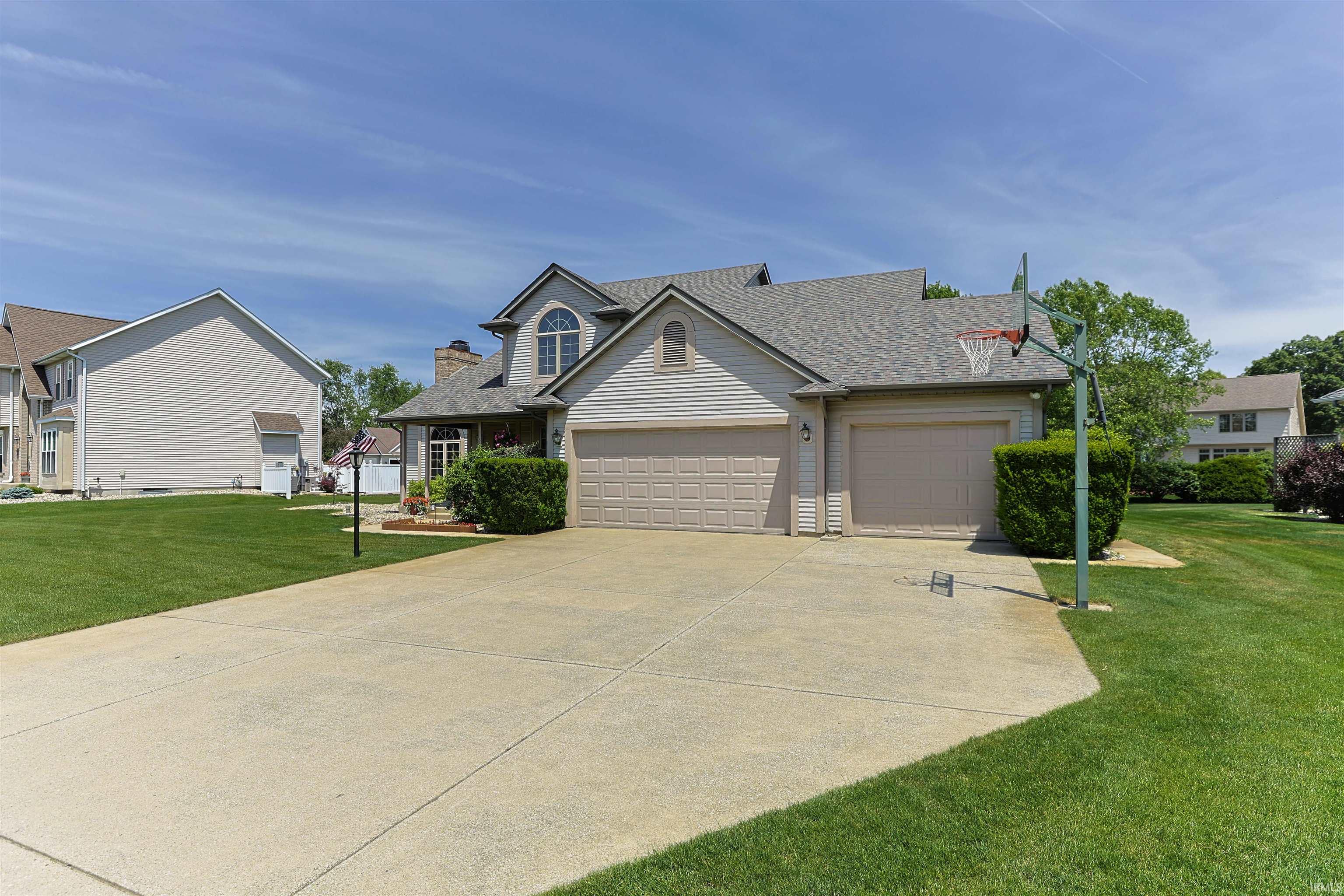 50820 Stonebridge Drive Granger IN 46530