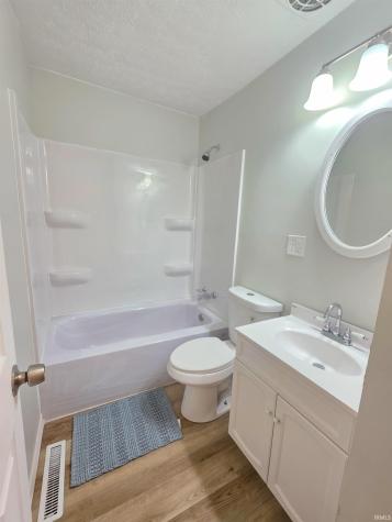 1809 Mcconnell Avenue Evansville IN 47714