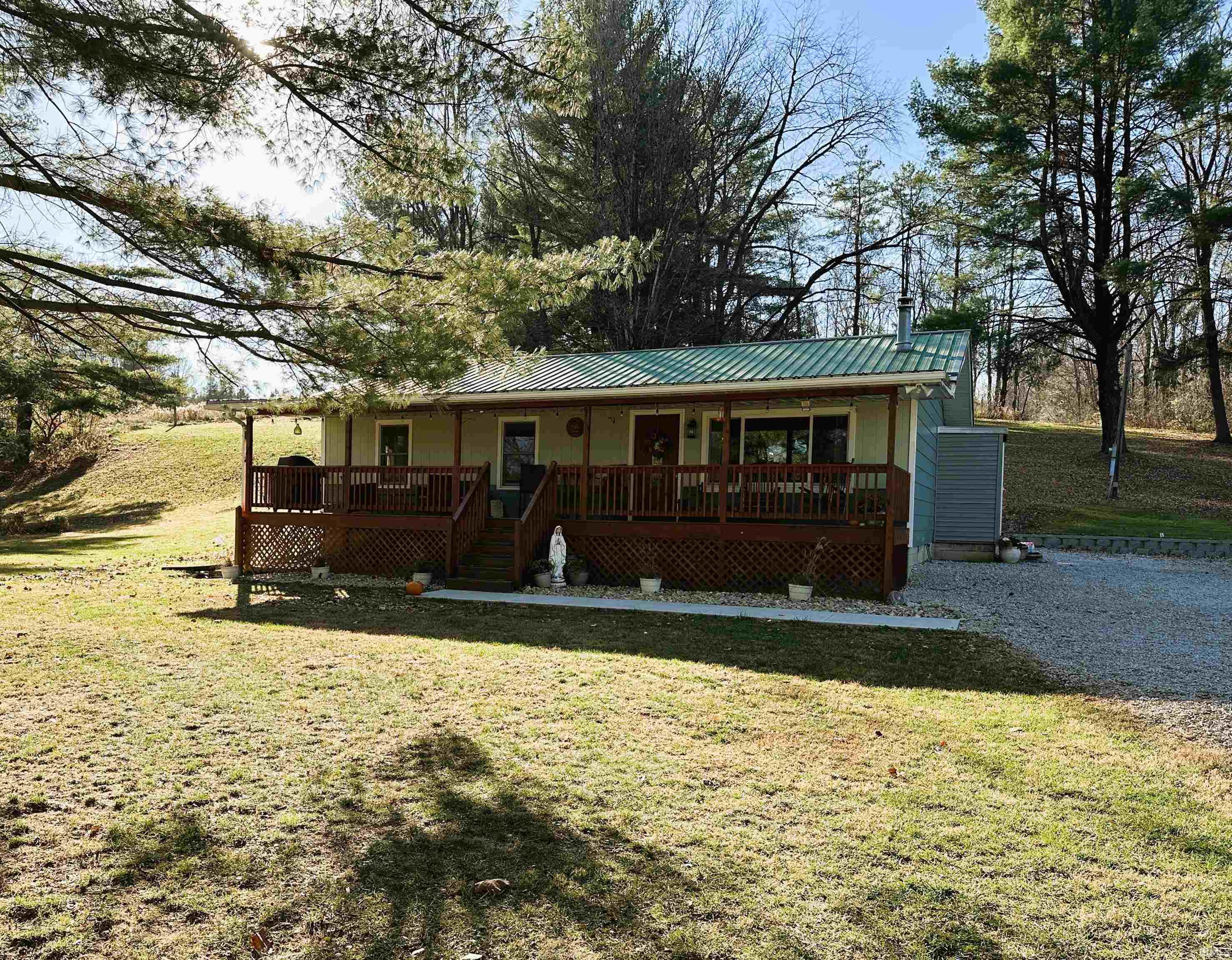1523 N Oard Road Bloomington IN 47404
