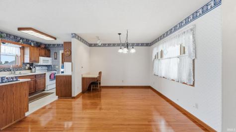 2874 E 25 N Road Huntington IN 46750