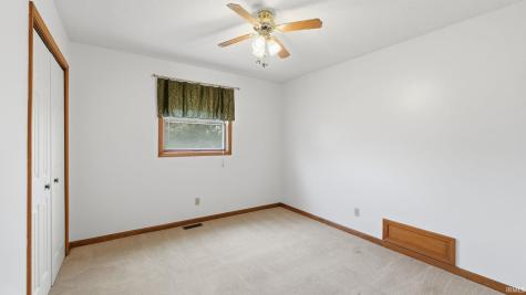 2874 E 25 N Road Huntington IN 46750