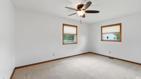 2874 E 25 N Road Huntington IN 46750