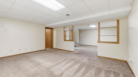 2874 E 25 N Road Huntington IN 46750
