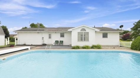 2874 E 25 N Road Huntington IN 46750