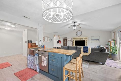 1480 Hedge Court Greenfield IN 46140