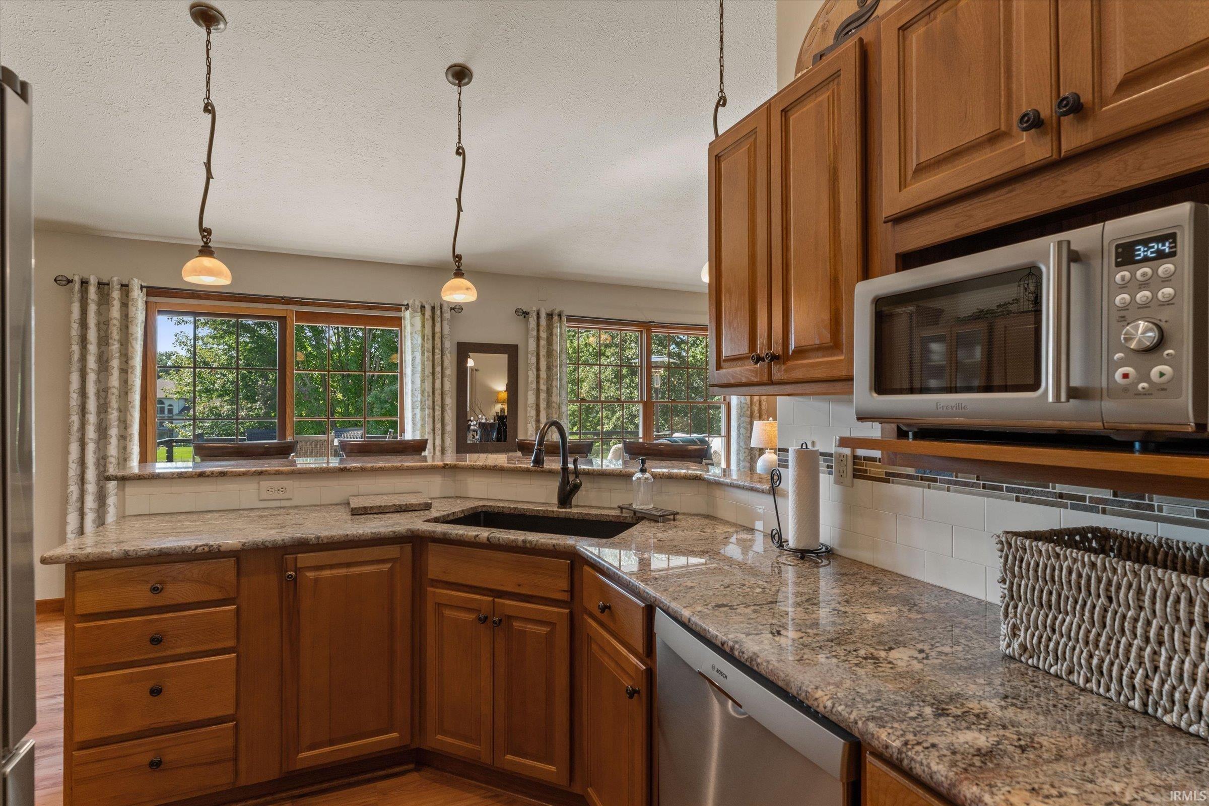 51921 Primrose Road South Bend IN 46628
