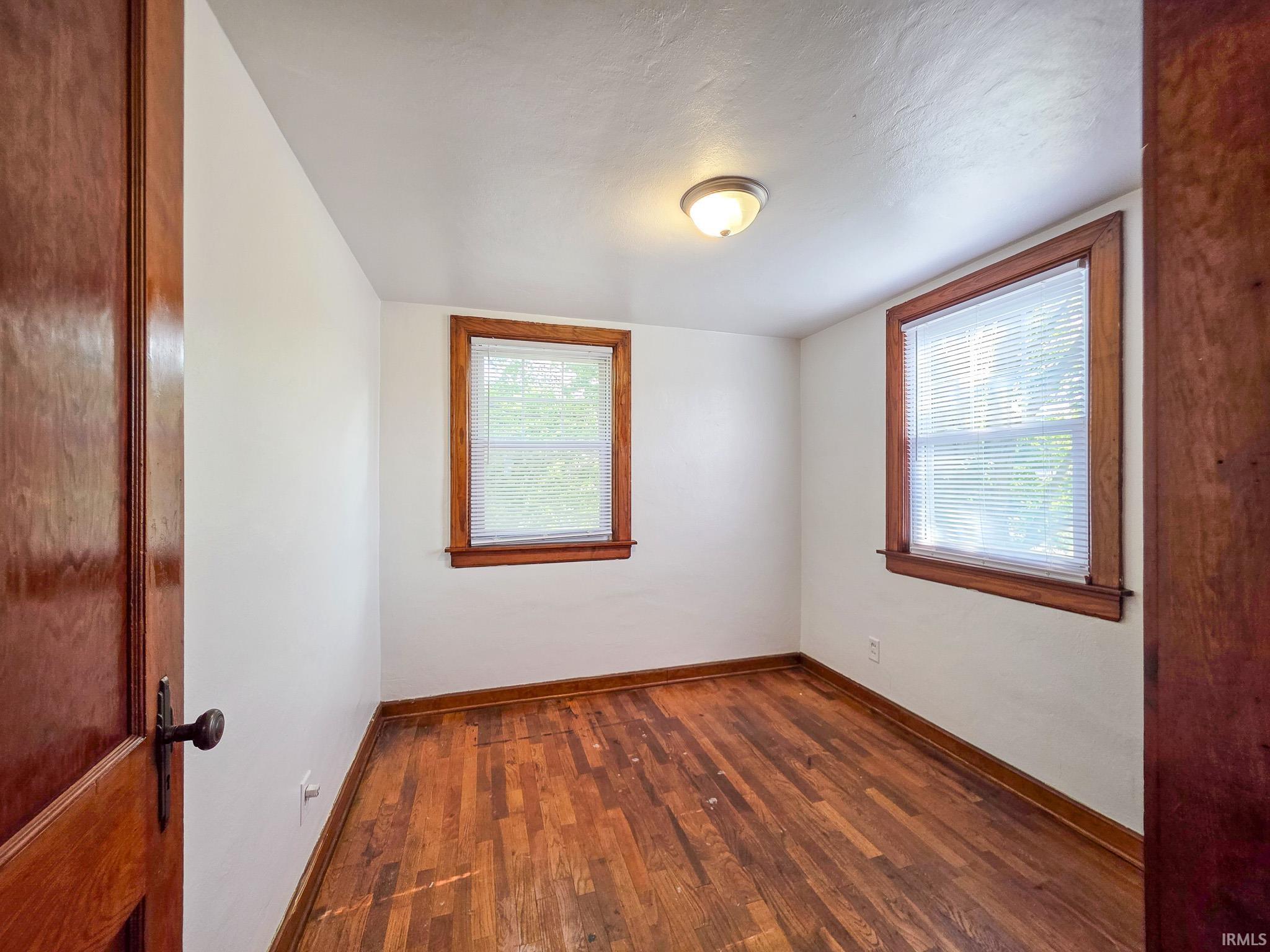 1514 Woodward Avenue Elkhart IN 46514
