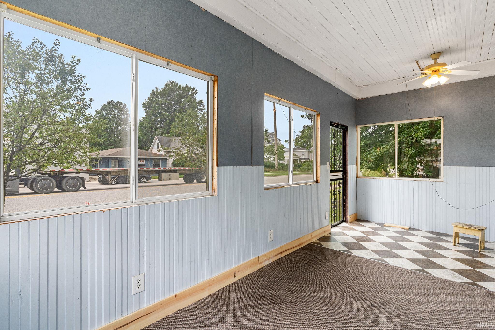 507 Roosevelt Road Walkerton IN 46574