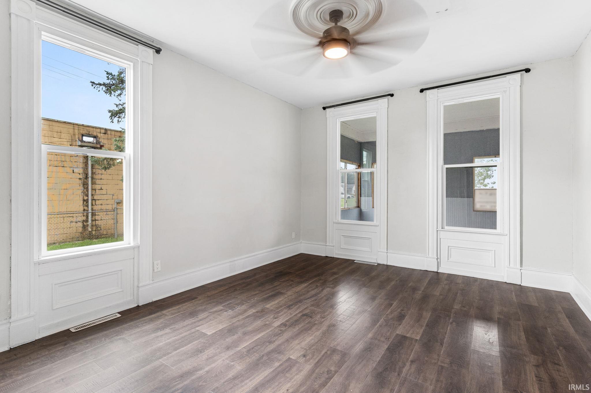 507 Roosevelt Road Walkerton IN 46574