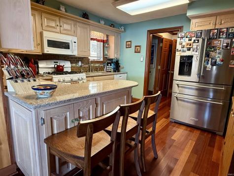 1821 Colonial Drive Rochester IN 46975