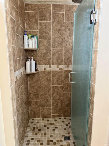1821 Colonial Drive Rochester IN 46975