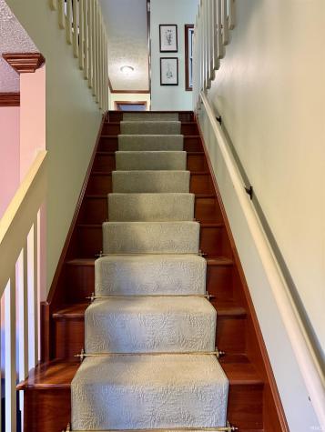1821 Colonial Drive Rochester IN 46975