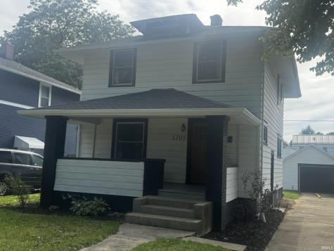 1205 Pemberton Drive Fort Wayne IN 46805