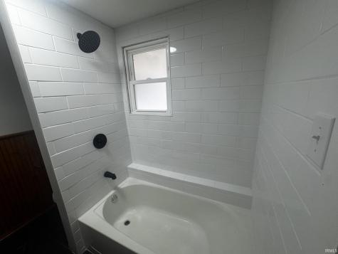 1205 Pemberton Drive Fort Wayne IN 46805