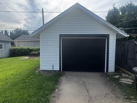 1205 Pemberton Drive Fort Wayne IN 46805