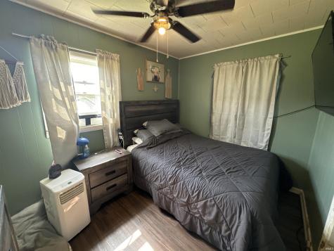 212 W Grissom Avenue Mitchell IN 47446