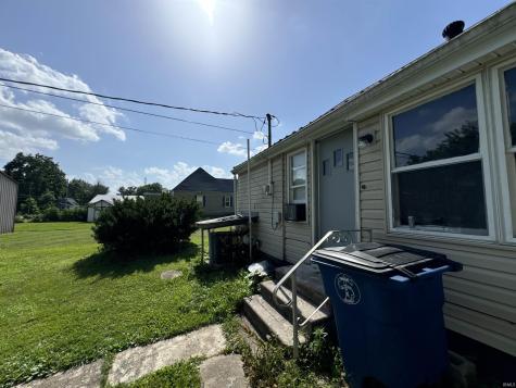 212 W Grissom Avenue Mitchell IN 47446