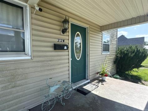 212 W Grissom Avenue Mitchell IN 47446