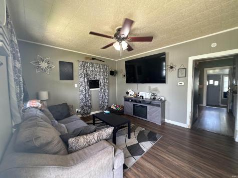 212 W Grissom Avenue Mitchell IN 47446