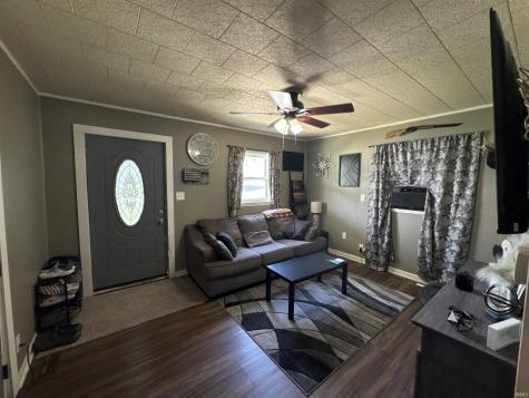 212 W Grissom Avenue Mitchell IN 47446