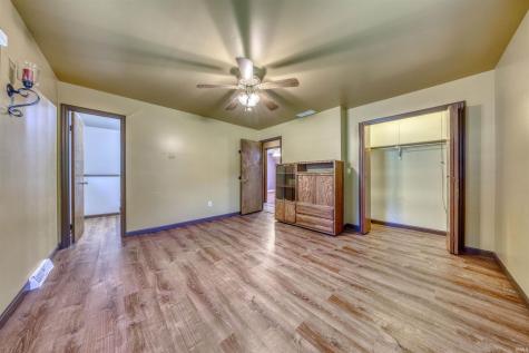 563 W Prancer Drive Santa Claus IN 47579
