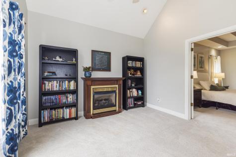 1300 N Grove Court Muncie IN 47304