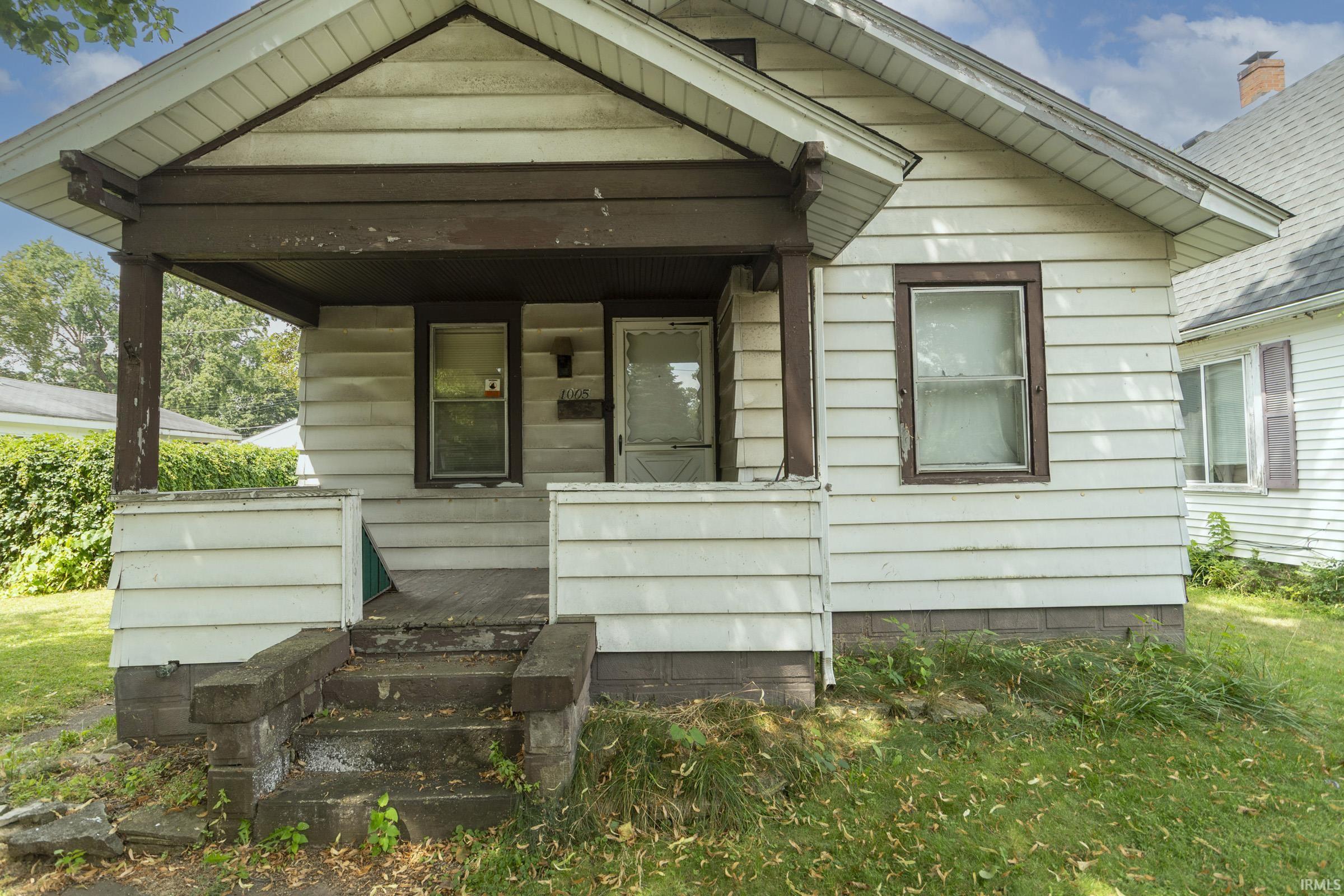 1005 S Logan Street South Bend IN 46615