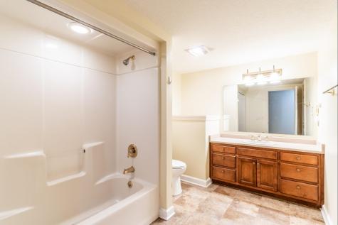 1615 Sycamore Hills Parkway Fort Wayne IN 46814