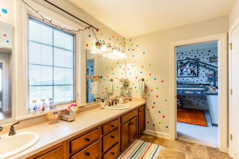 1615 Sycamore Hills Parkway Fort Wayne IN 46814