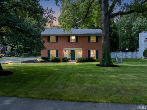 2705 W Twickingham Drive Muncie IN 47304