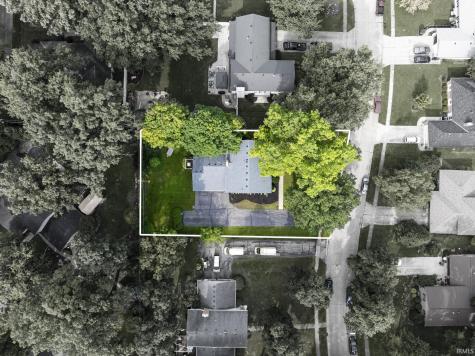2705 W Twickingham Drive Muncie IN 47304