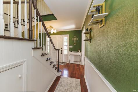 2705 W Twickingham Drive Muncie IN 47304